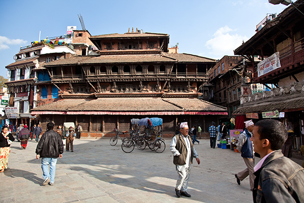 20091126-144234_C5D36_Kavindrapur-temple.jpg