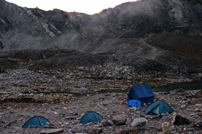 Camping place below Kongma La